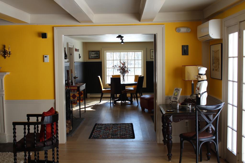 King Hill Inn & Kitchen New London Εξωτερικό φωτογραφία