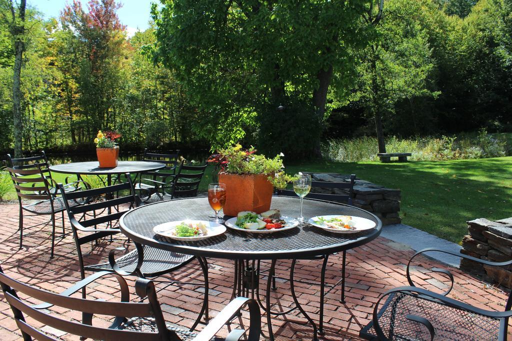 King Hill Inn & Kitchen New London Εξωτερικό φωτογραφία