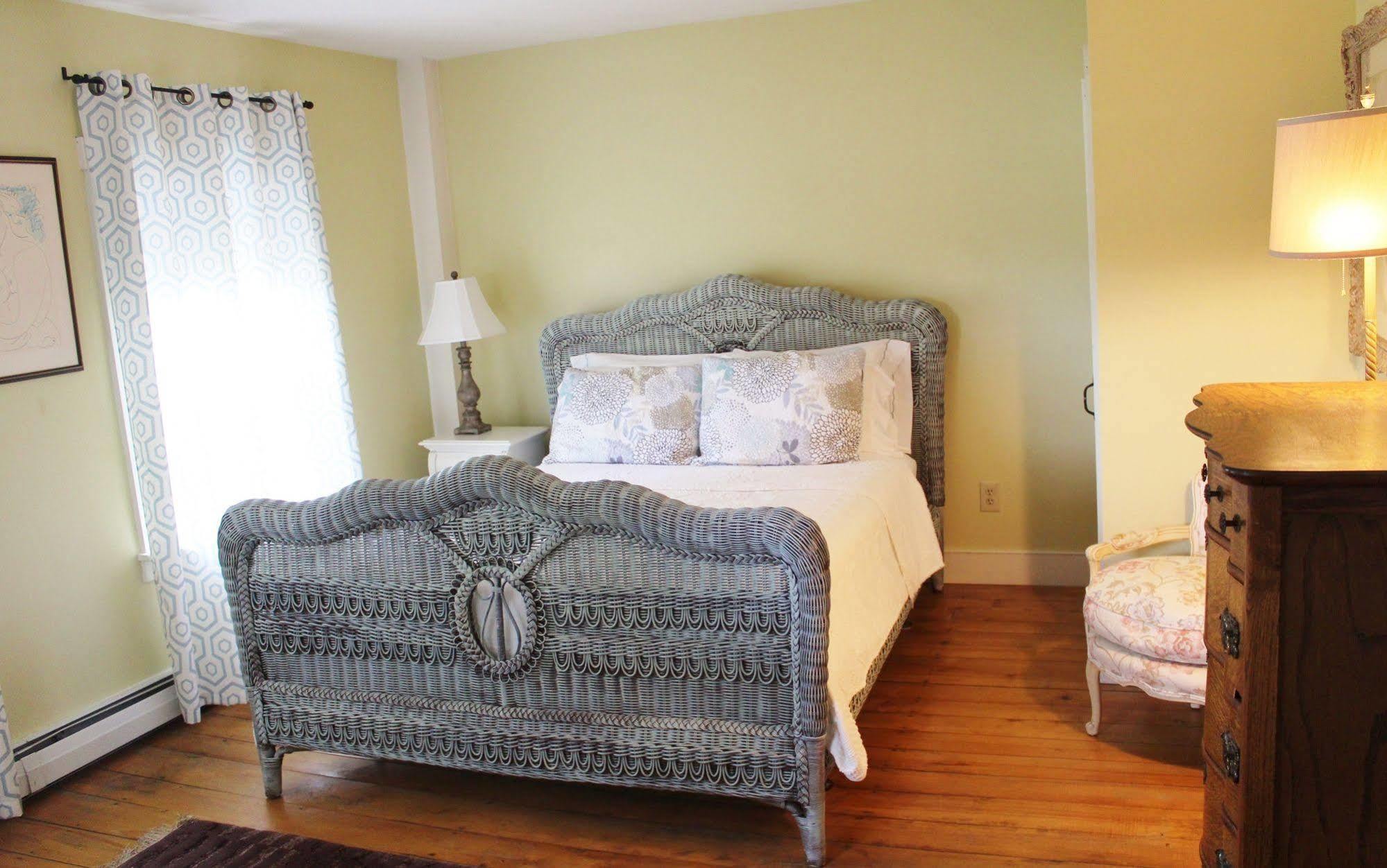 King Hill Inn & Kitchen New London Εξωτερικό φωτογραφία